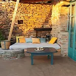 Cyclades Hidden Gem Retreat With Outdoor Bathtub Сasa de vacaciones *
