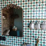 Cyclades Hidden Gem Retreat With Outdoor Bathtub *