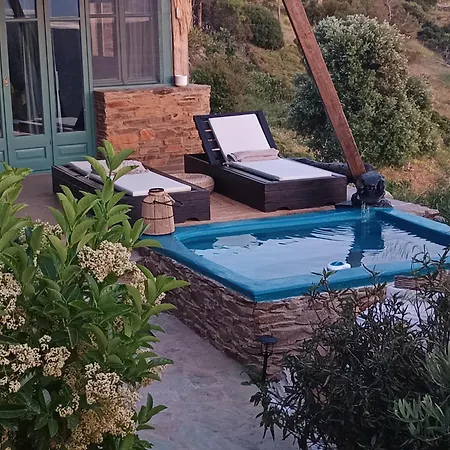 Kalliberry Cycladic Hidden Gem With Outdoor Bathtub
